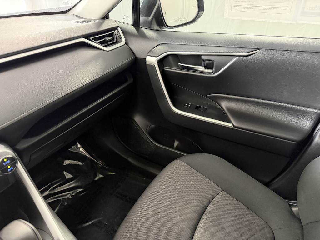 Thumbnail: 2019 Toyota RAV4 - 26