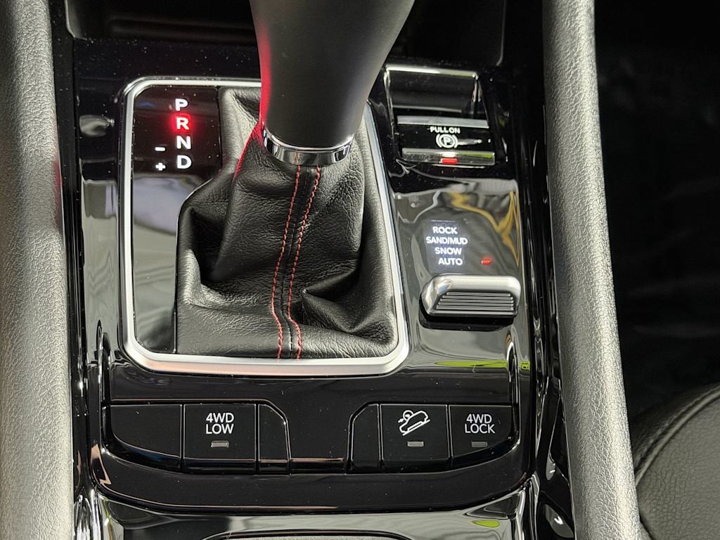 Thumbnail: 2022 Jeep Compass - 23