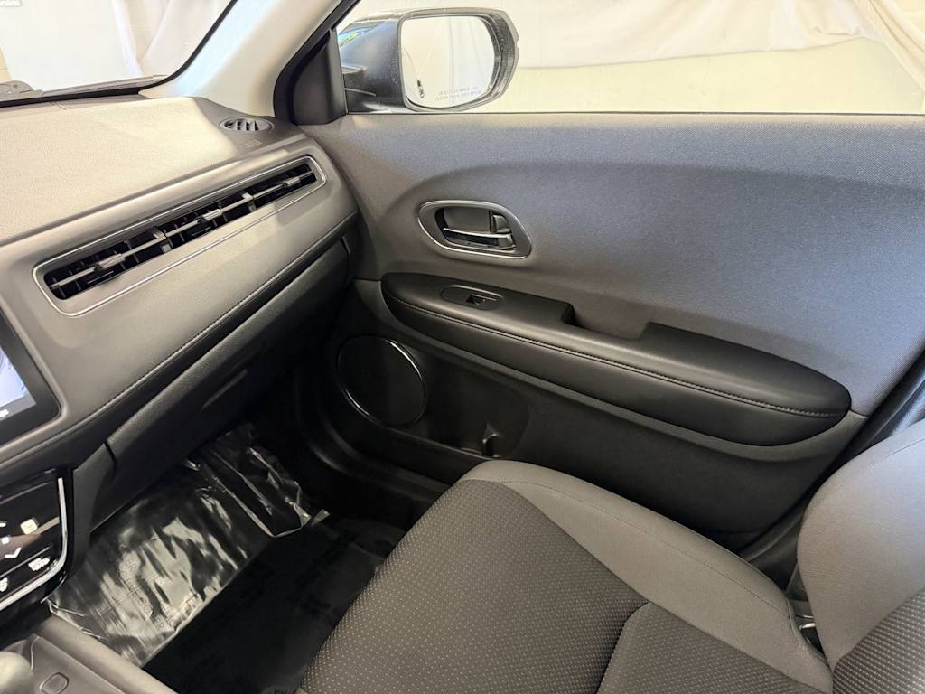 Thumbnail: 2019 Honda HR-V - 24