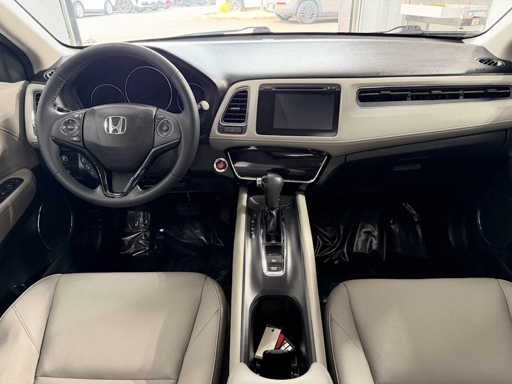 Thumbnail: 2016 Honda HR-V - 7