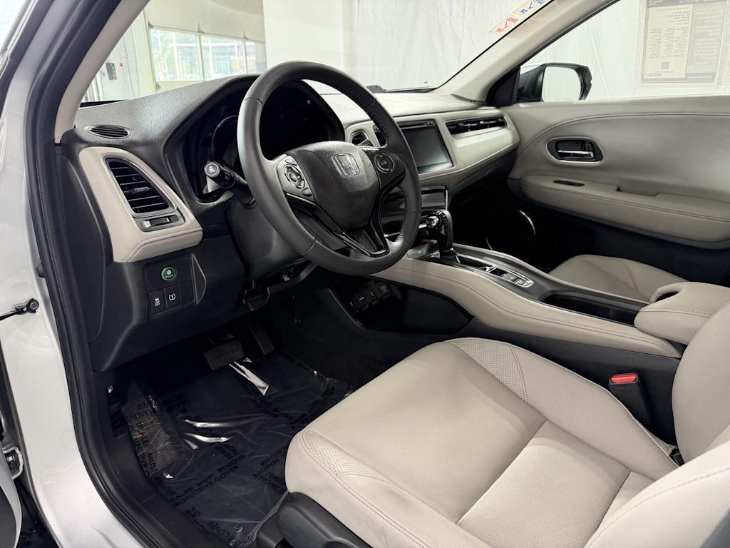 Thumbnail: 2016 Honda HR-V - 2