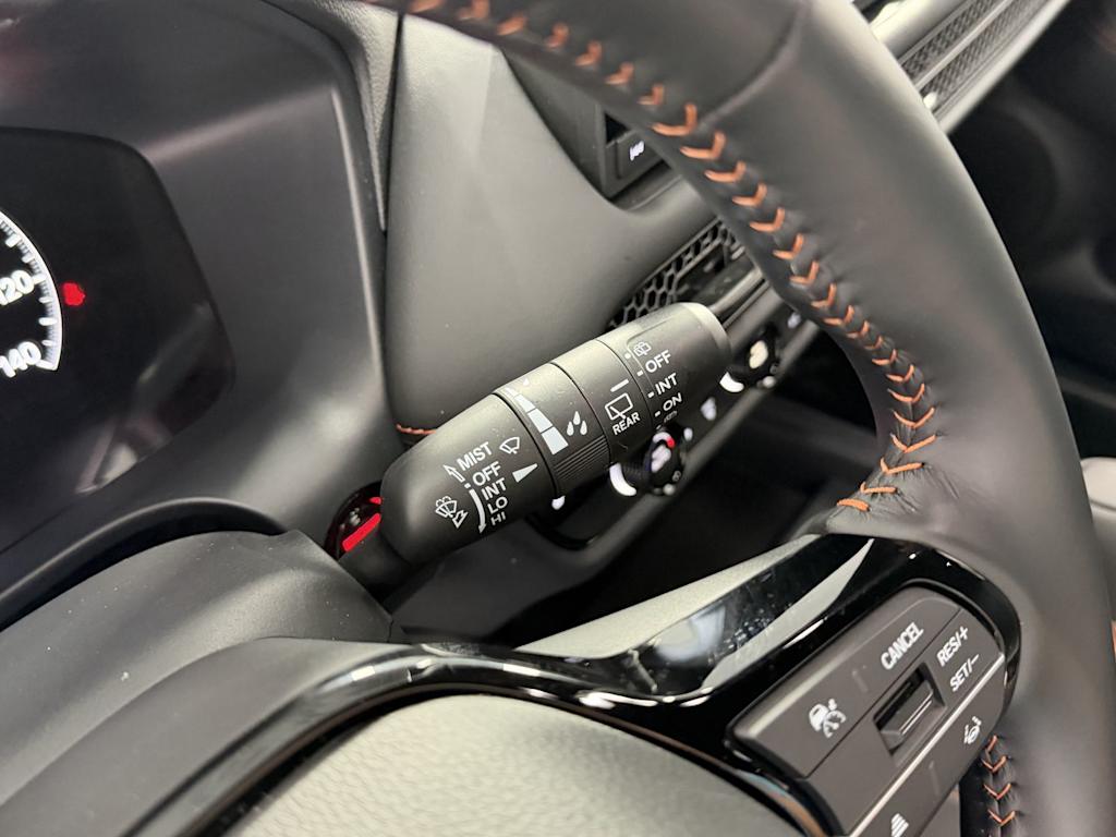 Thumbnail: 2025 Honda HR-V - 15