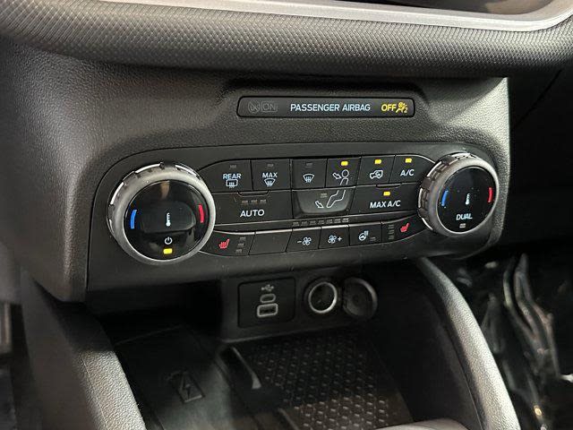 Thumbnail: 2023 Ford Bronco Sport - 23