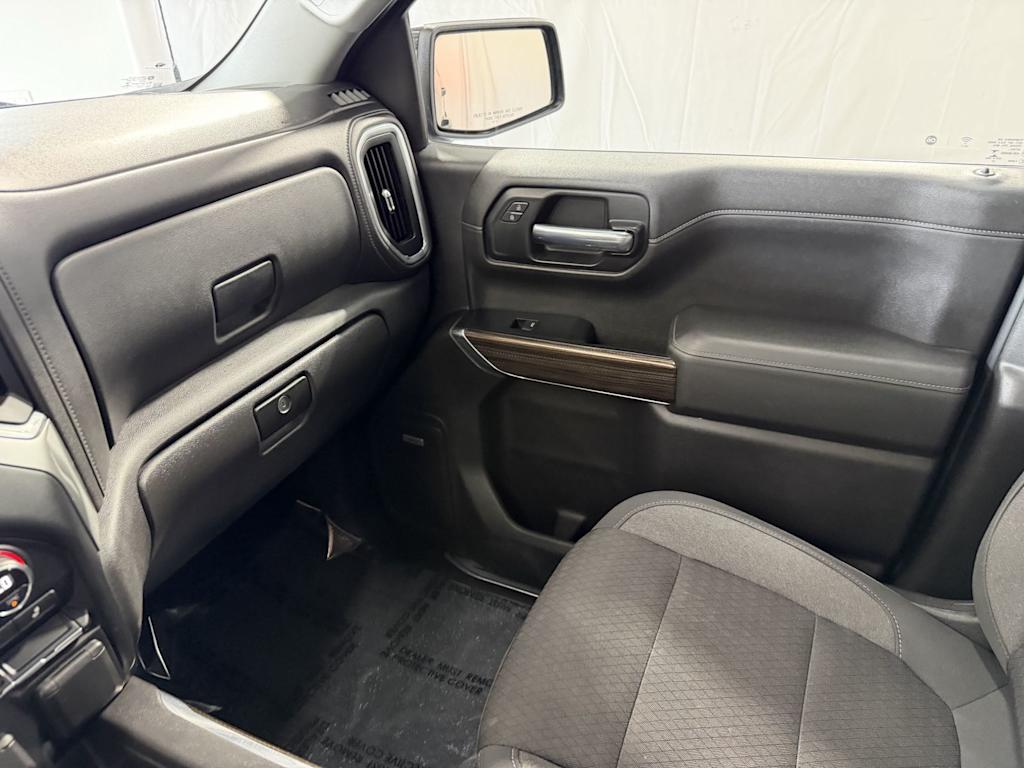 Thumbnail: 2020 Chevrolet Silverado 1500 - 10