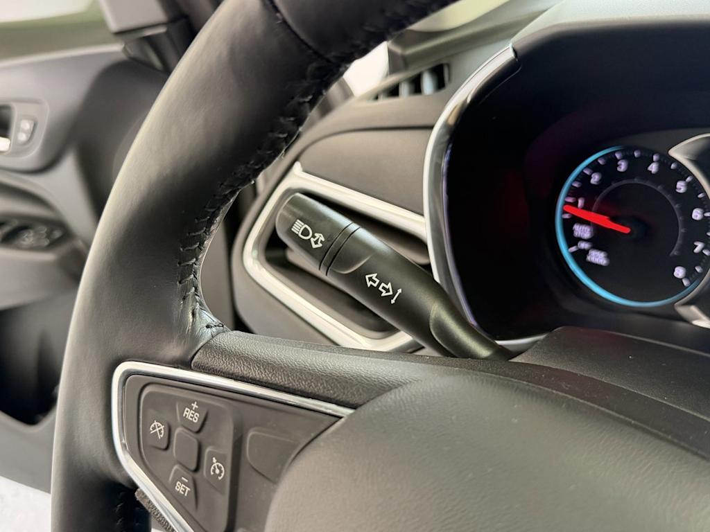 Thumbnail: 2019 Chevrolet Equinox - 14