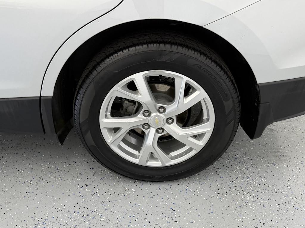 Thumbnail: 2019 Chevrolet Equinox - 6
