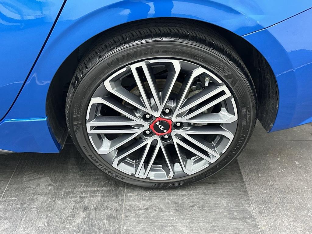 Thumbnail: 2023 Kia Forte - 7