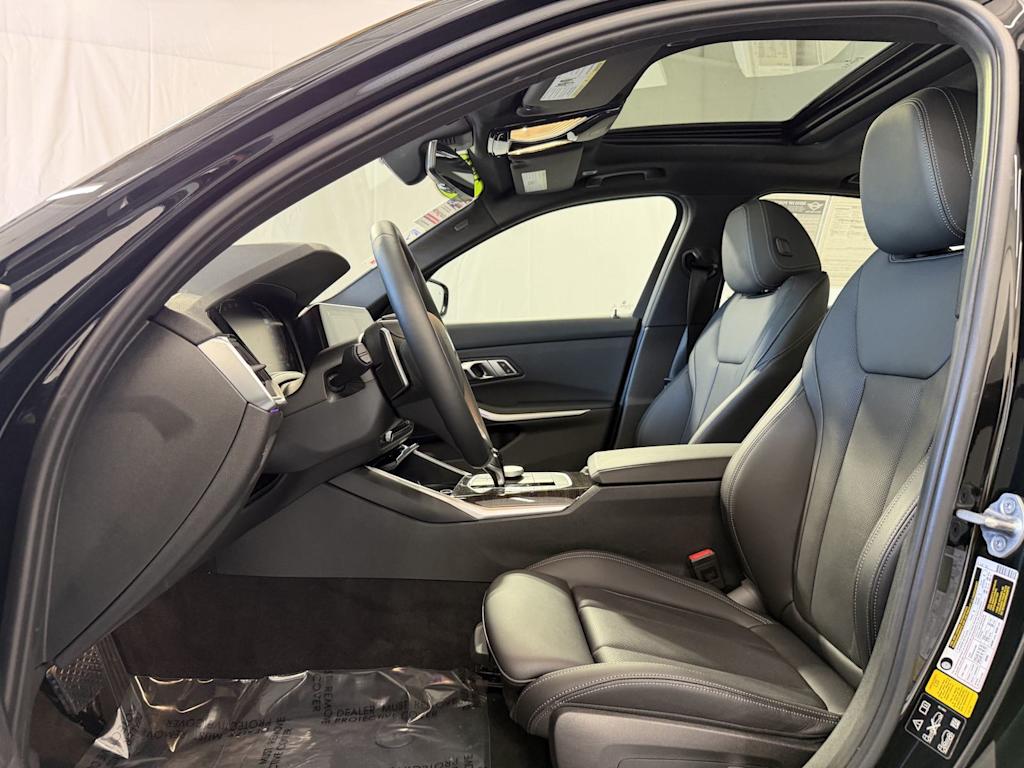 Thumbnail: 2022 BMW 3 Series - 9