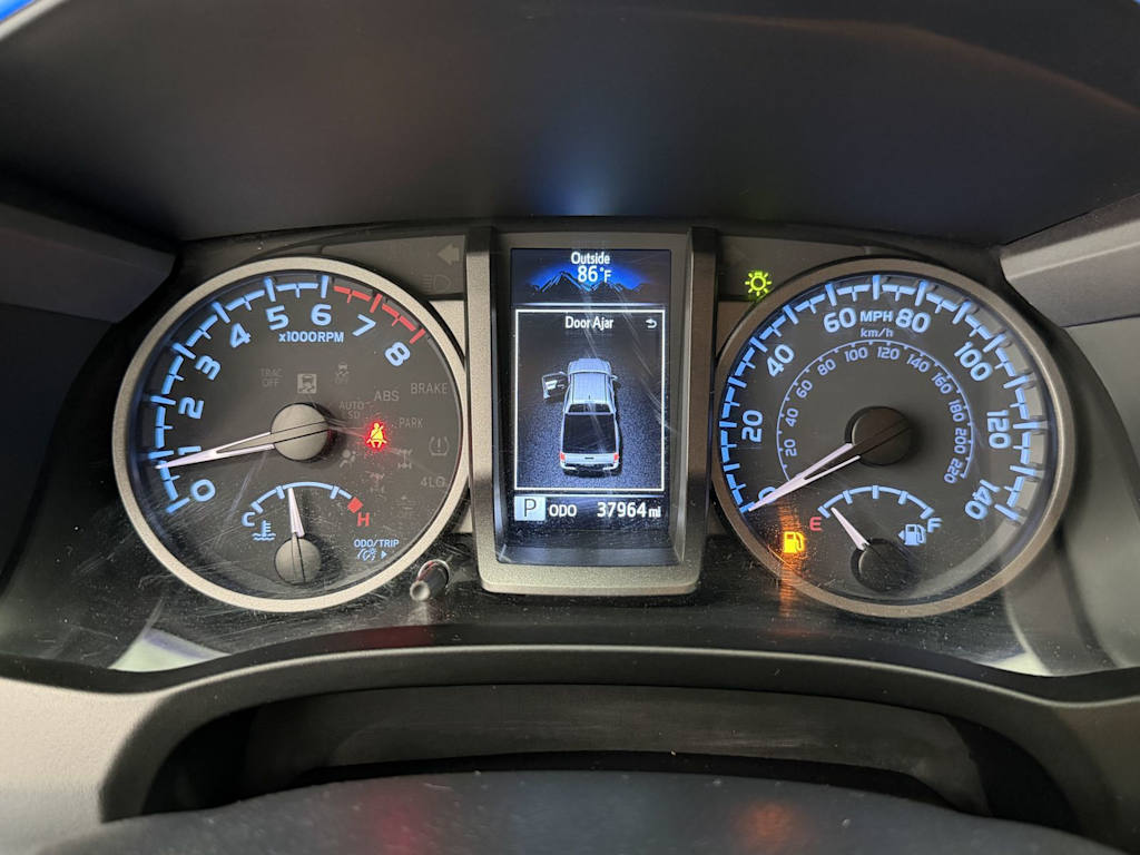 Thumbnail: 2022 Toyota Tacoma - 13