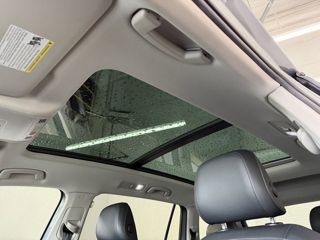 Thumbnail: 2018 Volkswagen Tiguan - 18