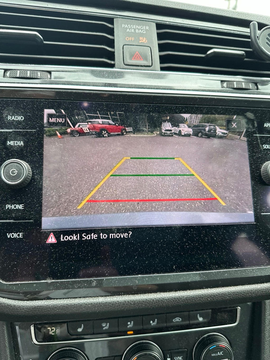 Thumbnail: 2019 Volkswagen Tiguan - 11