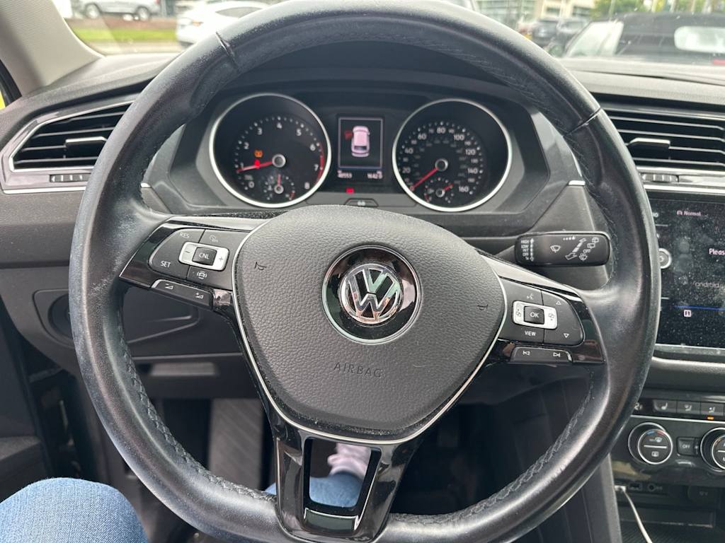 Thumbnail: 2019 Volkswagen Tiguan - 2