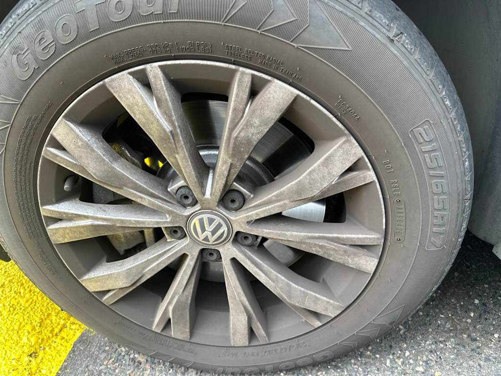 Thumbnail: 2019 Volkswagen Tiguan - 6