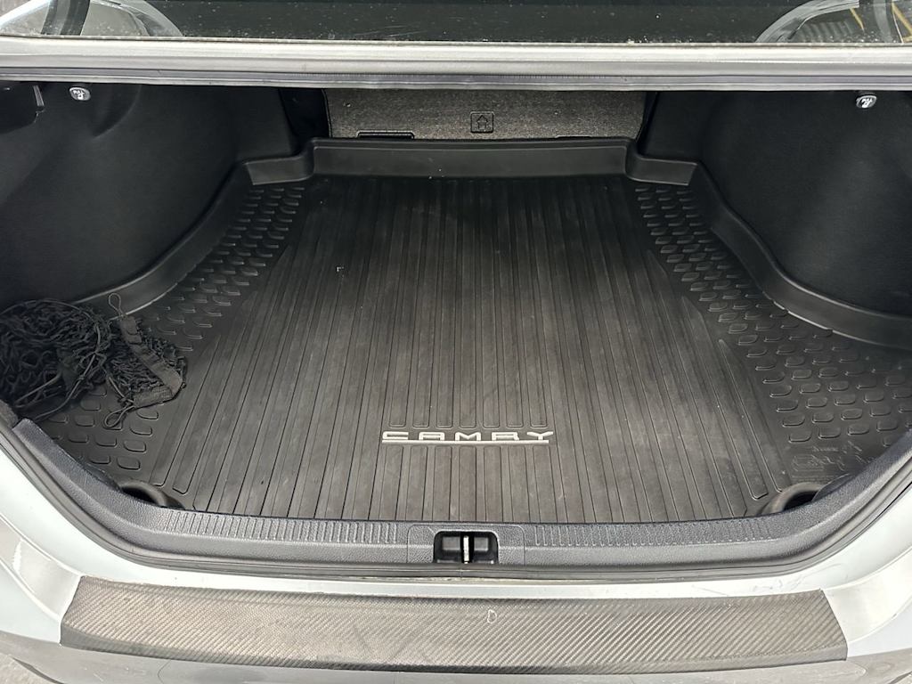 Thumbnail: 2022 Toyota Camry - 17