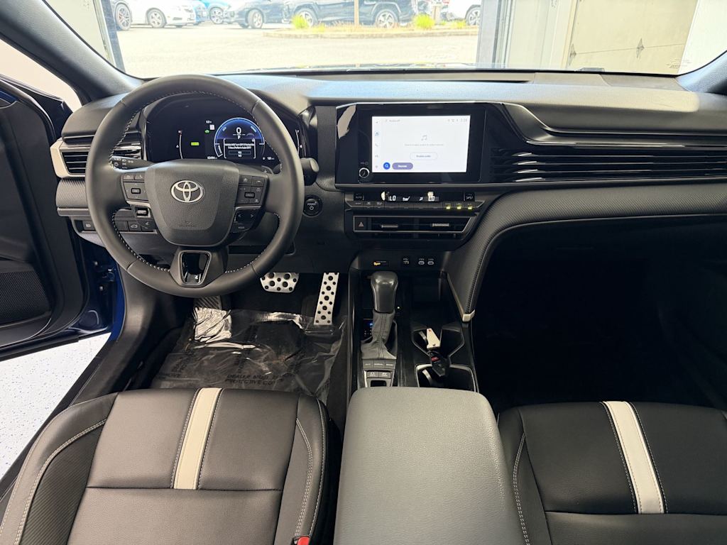 Thumbnail: 2025 Toyota Camry - 8