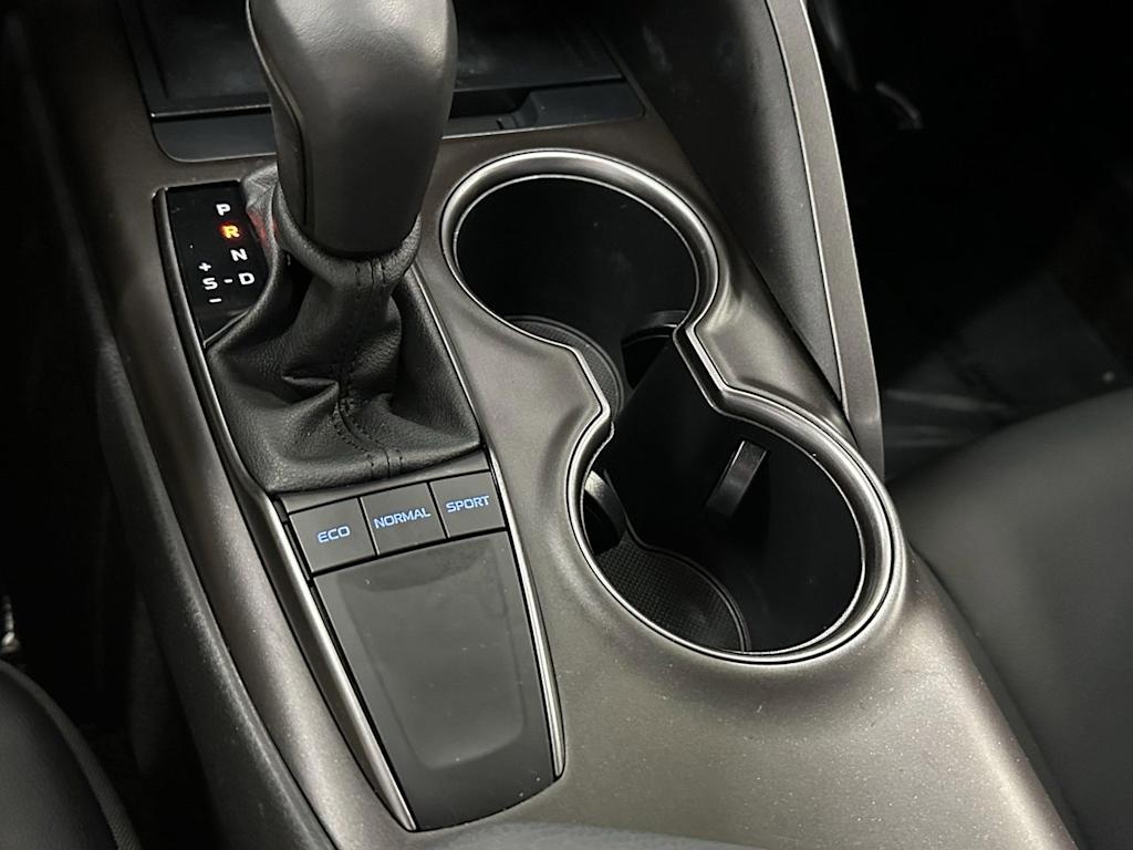 Thumbnail: 2023 Toyota Camry - 23