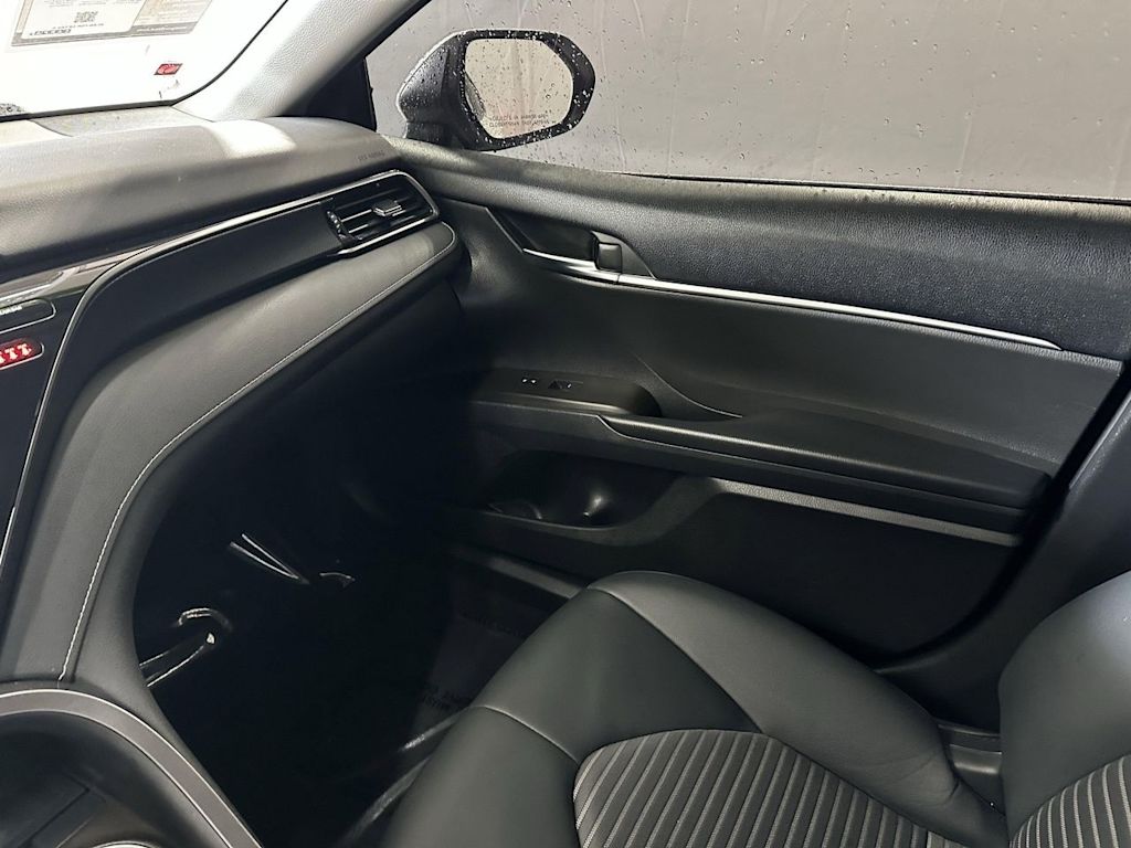 Thumbnail: 2023 Toyota Camry - 24