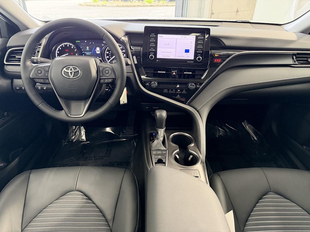 Thumbnail: 2022 Toyota Camry - 7