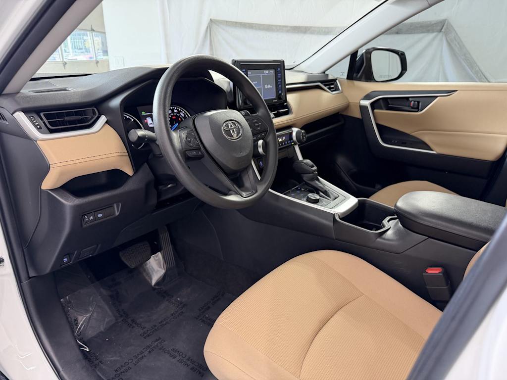 Thumbnail: 2022 Toyota RAV4 - 2