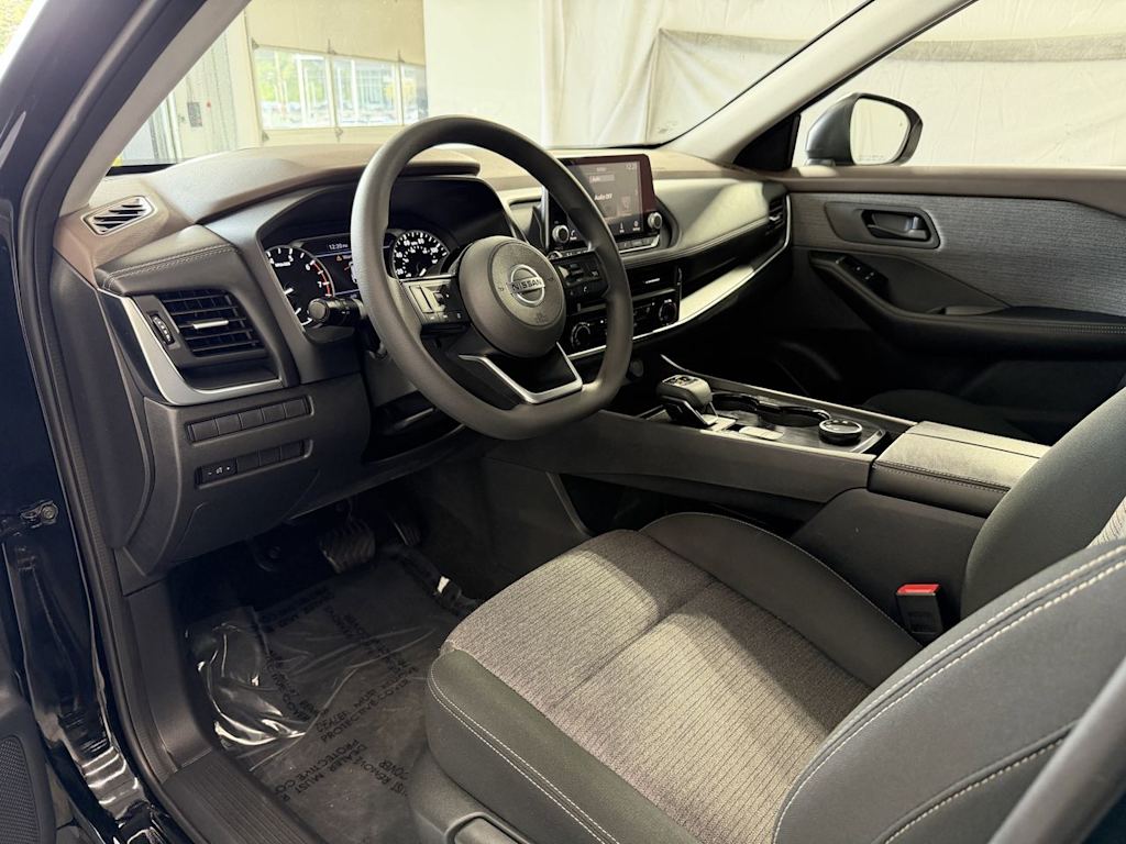 Thumbnail: 2021 Nissan Rogue - 2