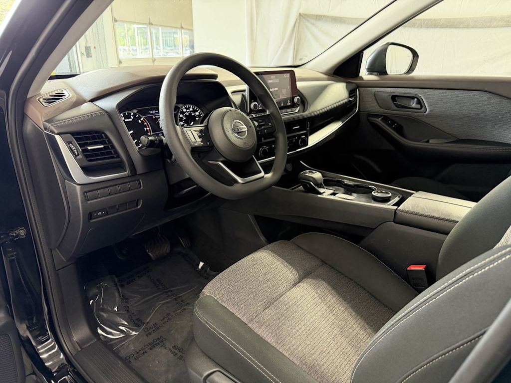 Thumbnail: 2021 Nissan Rogue - 2