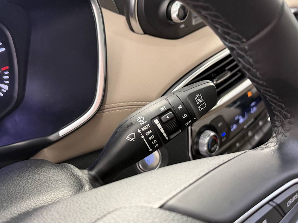 Thumbnail: 2020 Hyundai Santa Fe - 7