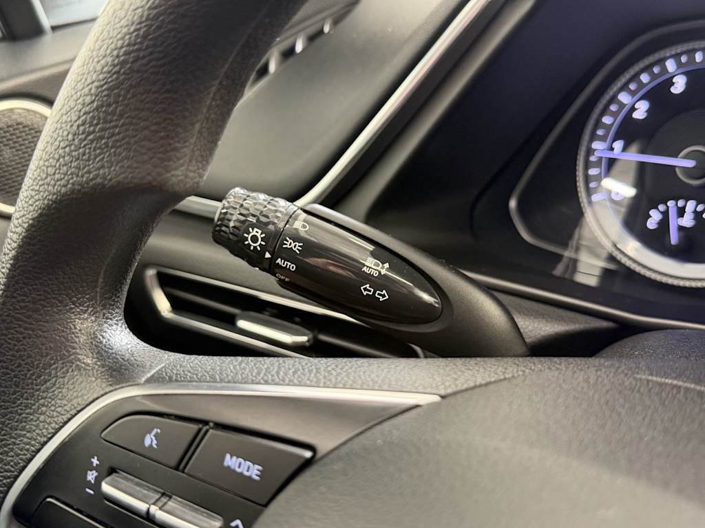 Thumbnail: 2020 Hyundai Sonata - 20