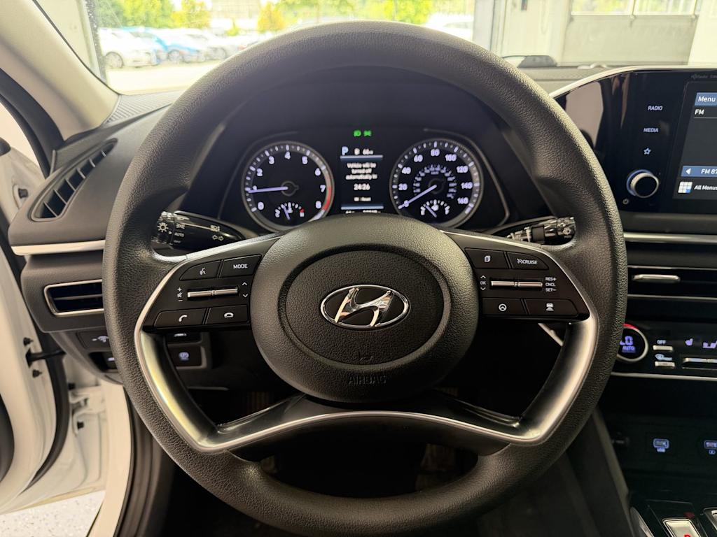 Thumbnail: 2020 Hyundai Sonata - 10