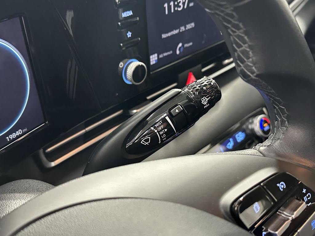 Thumbnail: 2022 Hyundai Elantra - 15