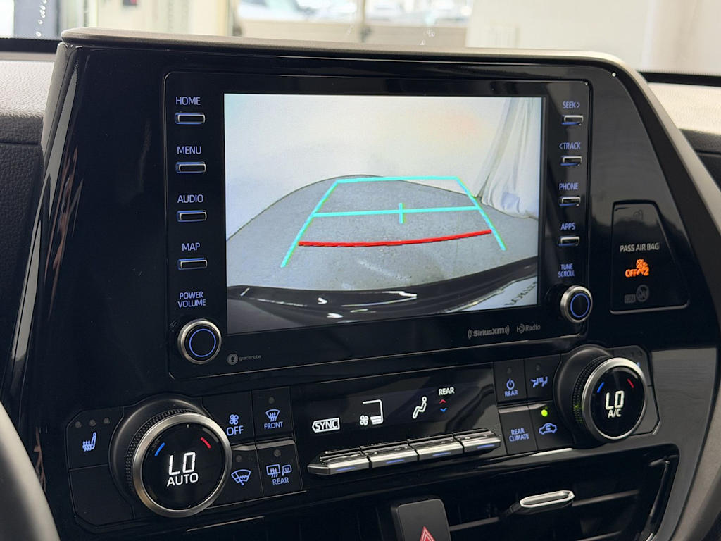 Thumbnail: 2021 Toyota Highlander - 12