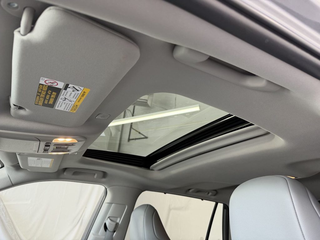 Thumbnail: 2026 Toyota Highlander - 20
