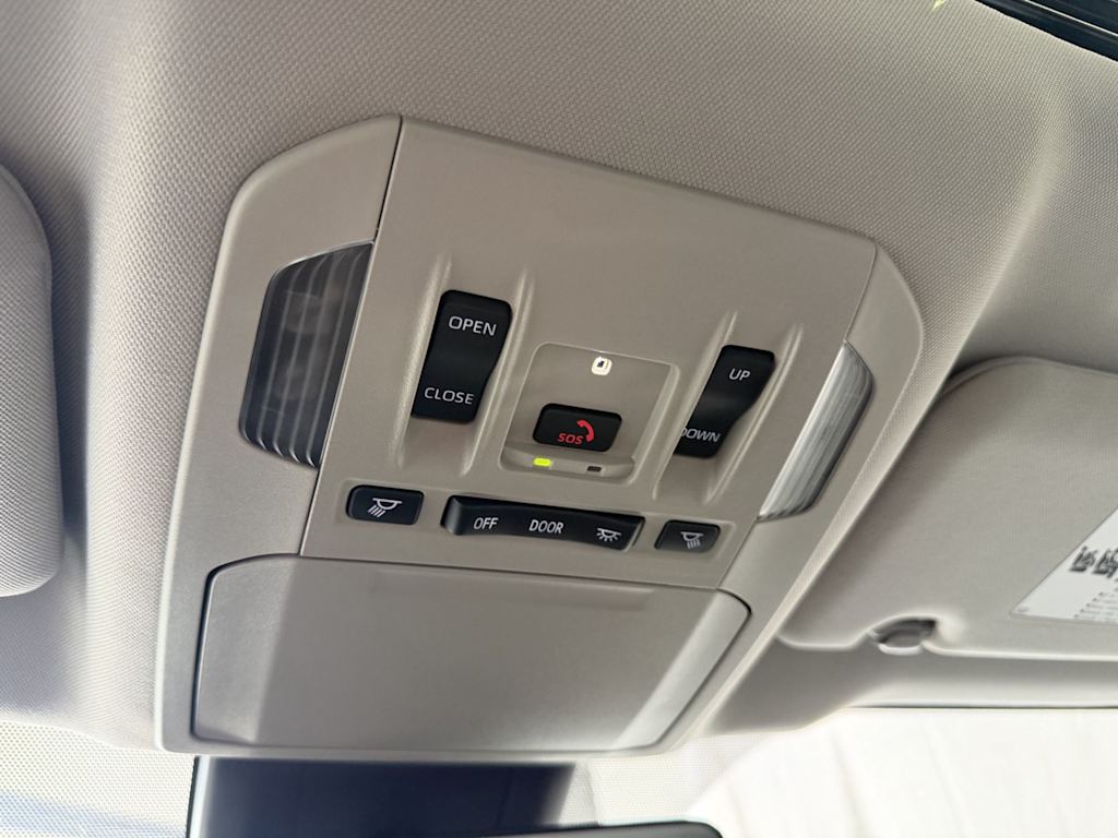 Thumbnail: 2026 Toyota Highlander - 24