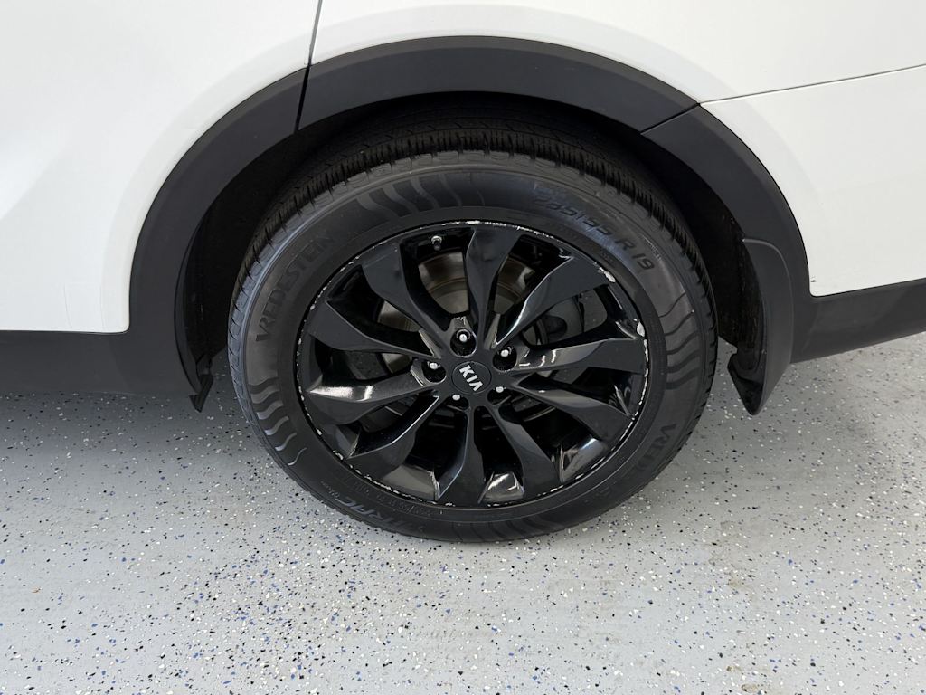Thumbnail: 2020 Kia Sorento - 7