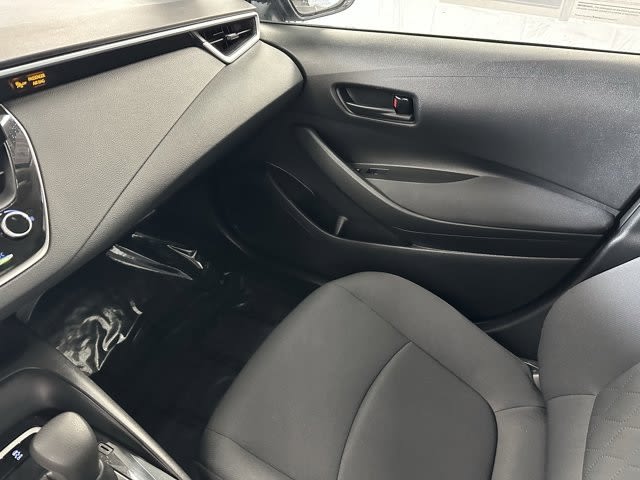 2022 Toyota Corolla LE 25