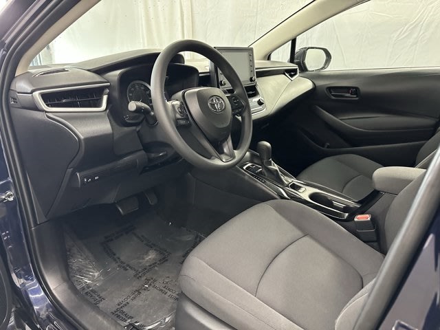 2022 Toyota Corolla LE 2