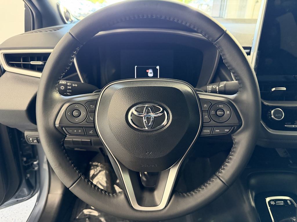 Thumbnail: 2025 Toyota Corolla - 10