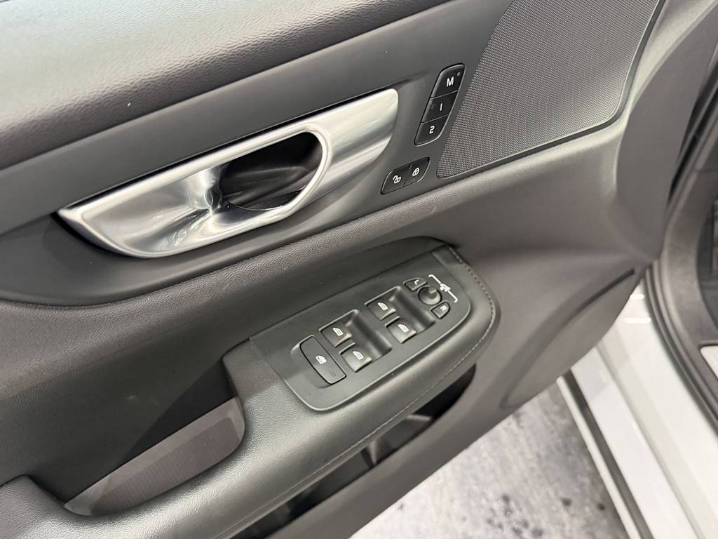 Thumbnail: 2024 Volvo S60 - 18