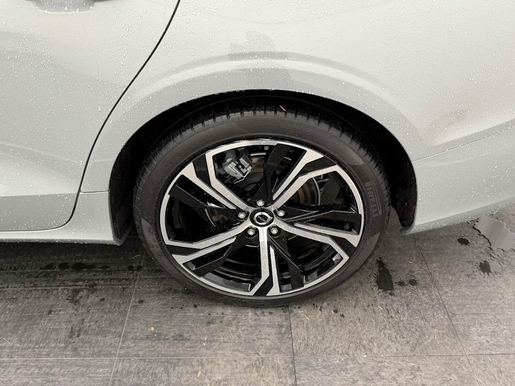 Thumbnail: 2024 Volvo S60 - 7