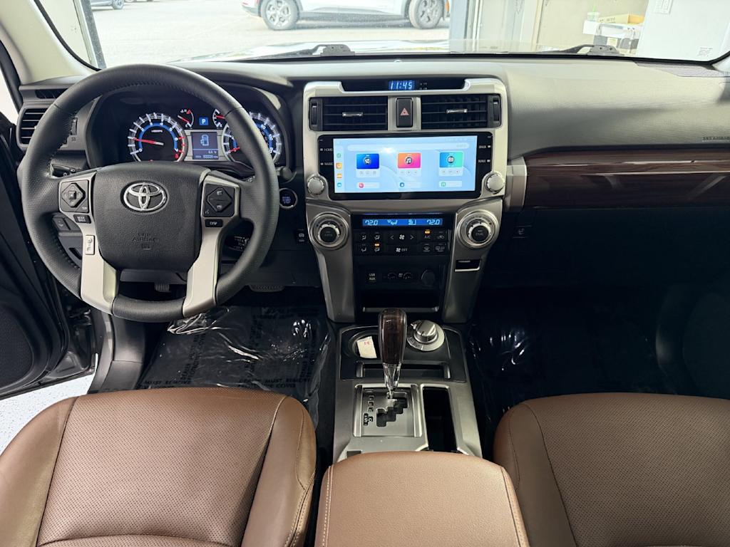 Thumbnail: 2019 Toyota 4Runner - 8