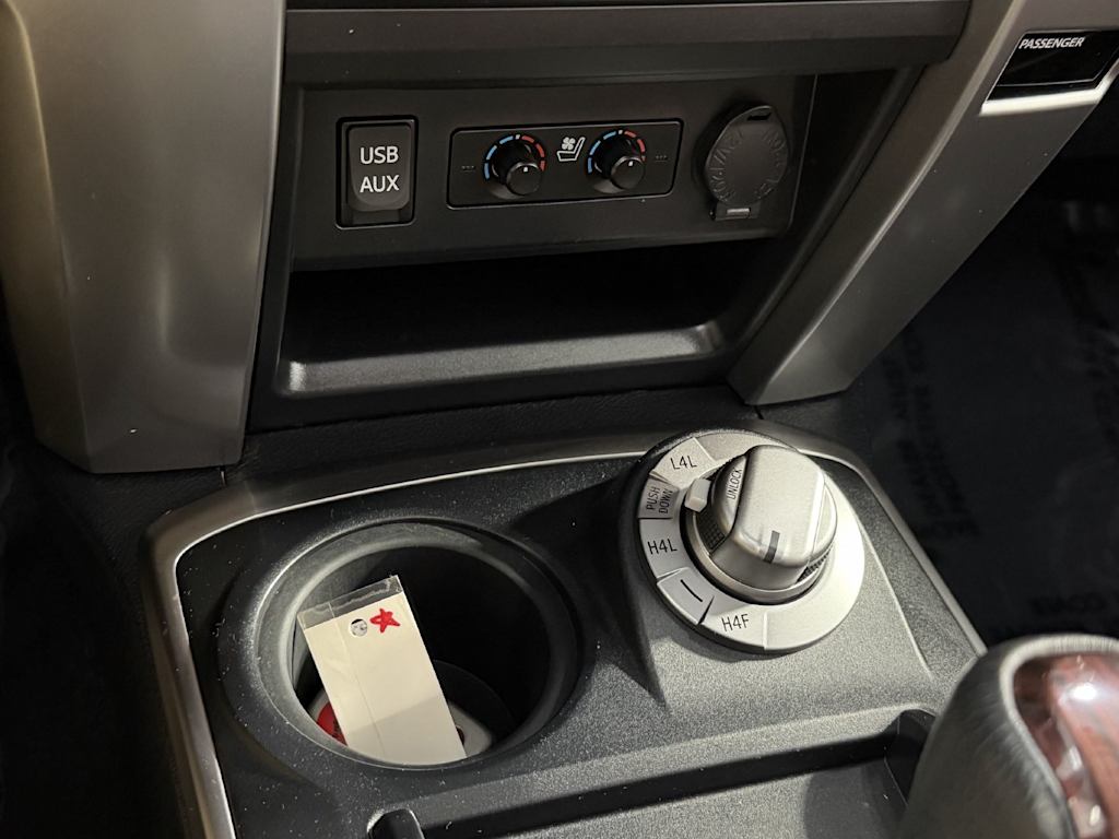 Thumbnail: 2019 Toyota 4Runner - 14