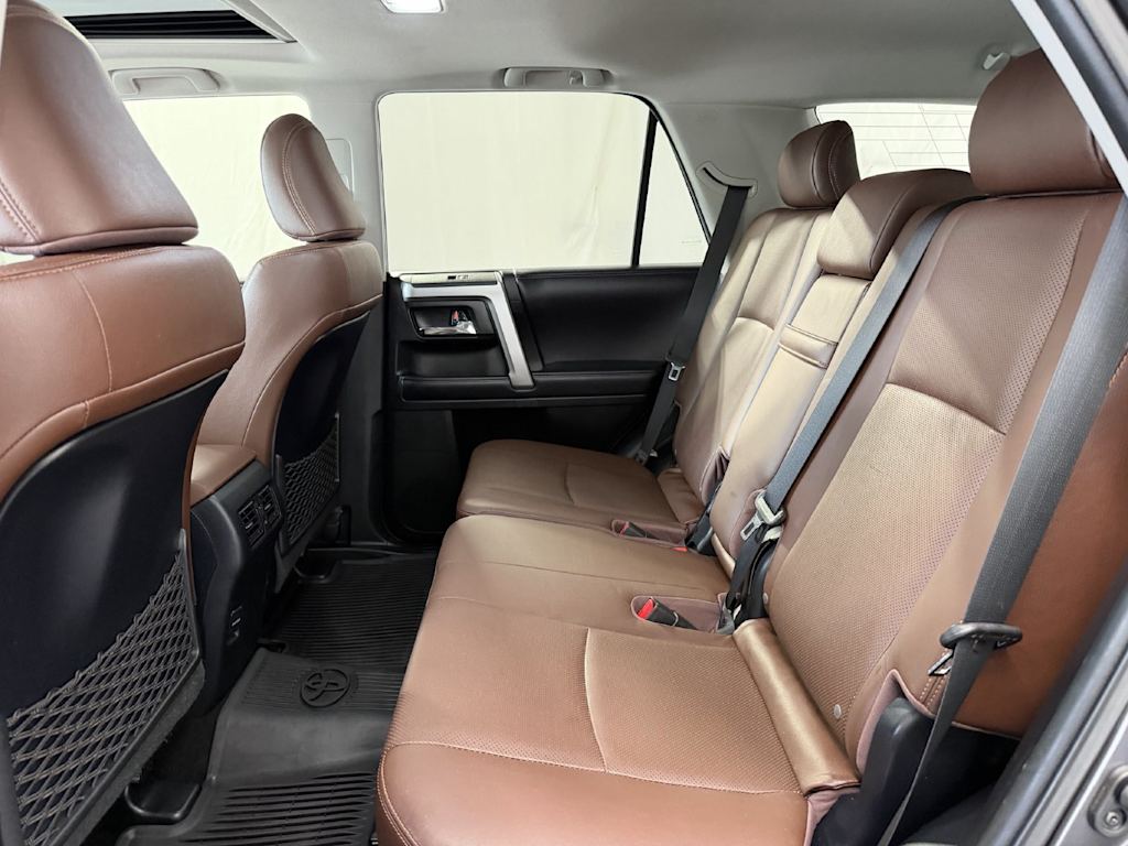 Thumbnail: 2019 Toyota 4Runner - 10