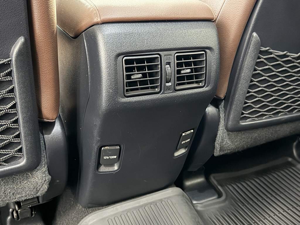 Thumbnail: 2019 Toyota 4Runner - 18