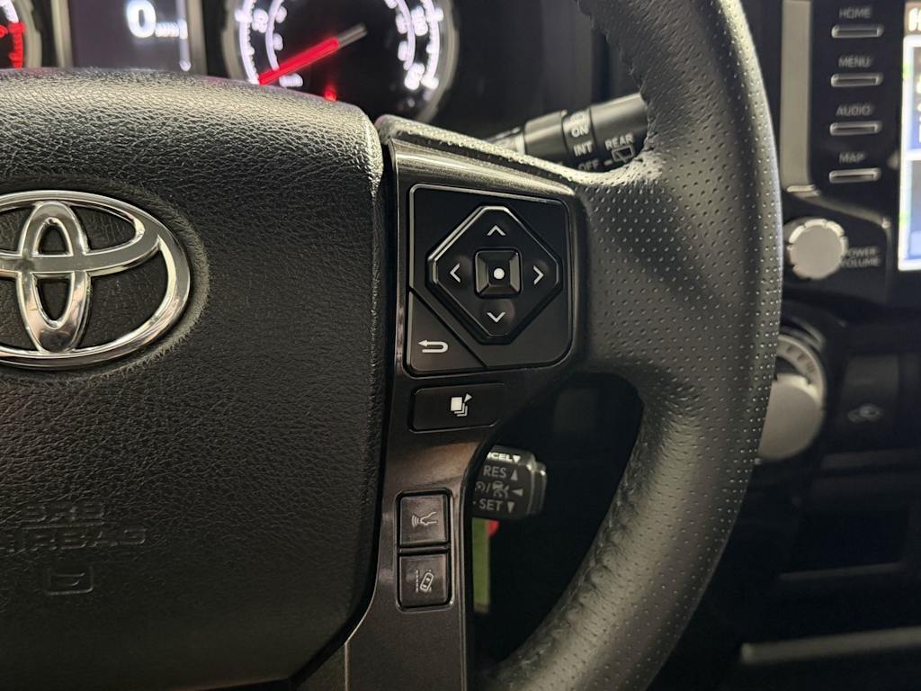 Thumbnail: 2020 Toyota 4Runner - 21