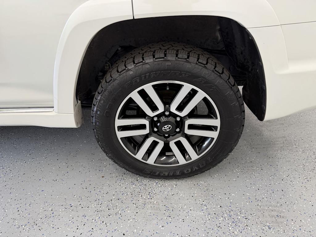 Thumbnail: 2023 Toyota 4Runner - 6