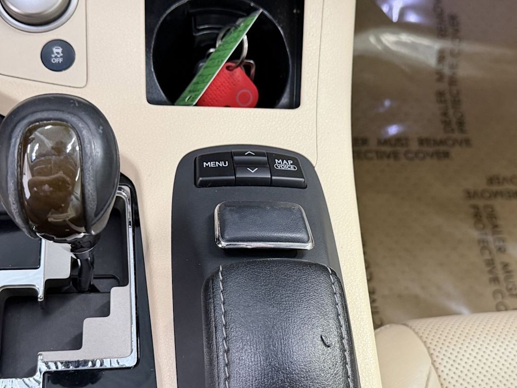 Thumbnail: 2013 Lexus ES - 25