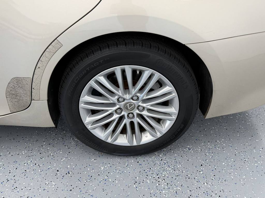 Thumbnail: 2013 Lexus ES - 7