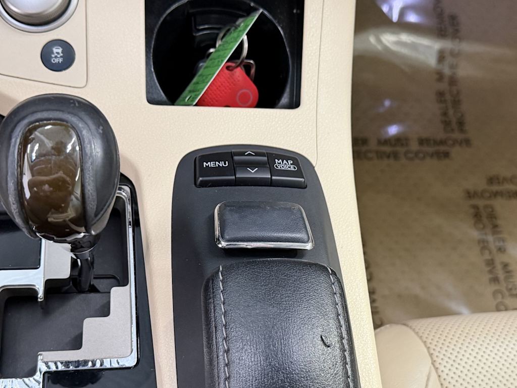 Thumbnail: 2013 Lexus ES - 25
