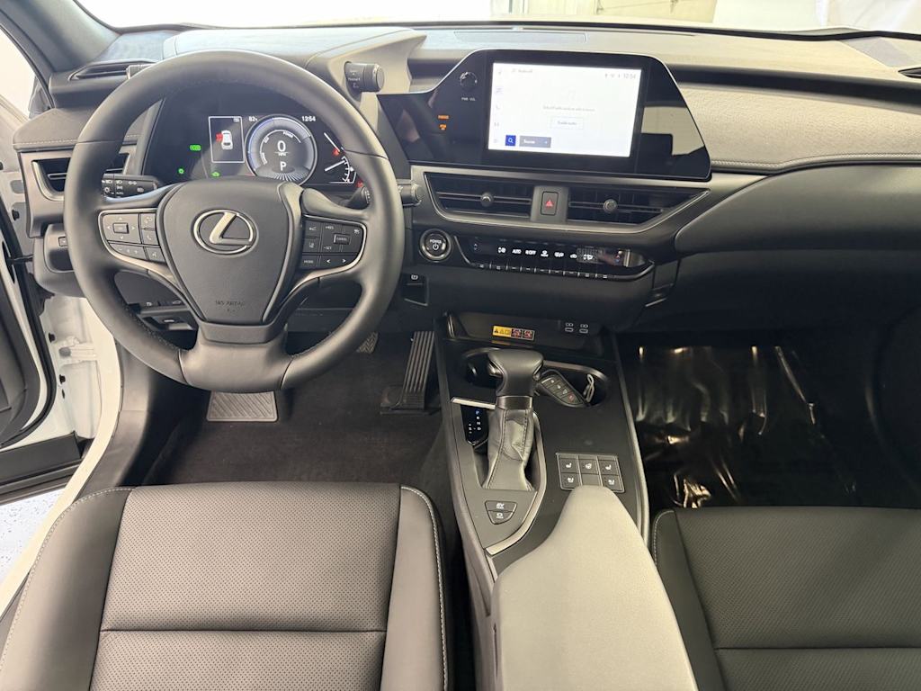 Thumbnail: 2024 Lexus UX - 8
