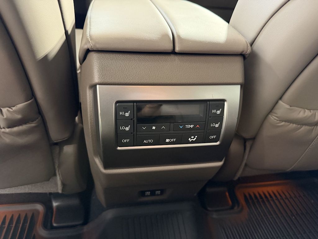 Thumbnail: 2023 Lexus GX - 18