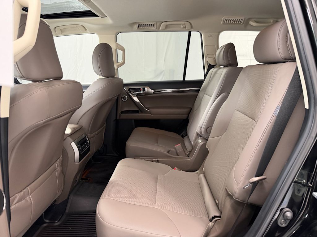 Thumbnail: 2023 Lexus GX - 10